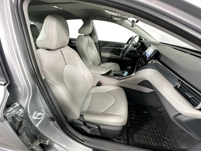 Used 2022 Toyota Camry SE FWD image 26