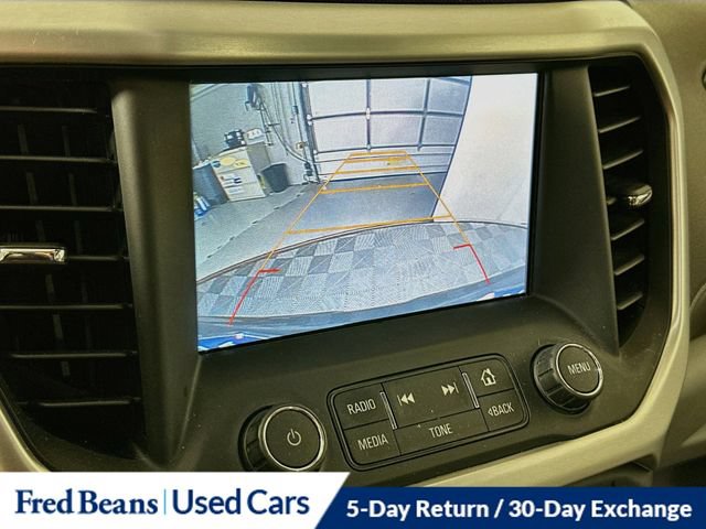 Used 2017 GMC Acadia SLT FWD image 19