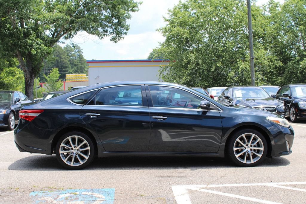Used 2015 Toyota Avalon XLE Touring FWD image 5