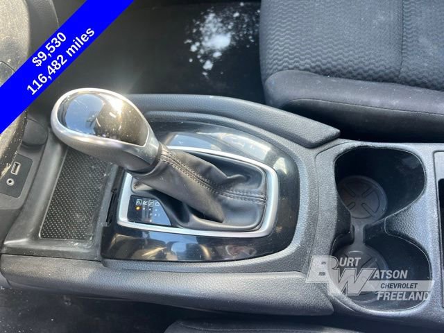 Used 2019 Nissan Rogue Sport S image 17