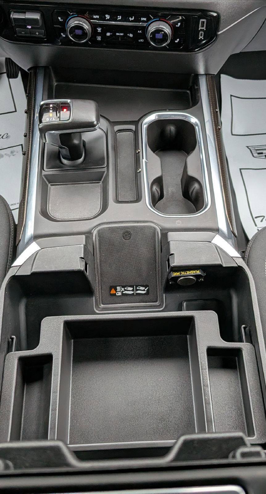 Used 2022 Chevrolet Silverado 1500 LT Trail Boss w/ Convenience Package II AWD/4WD image 19