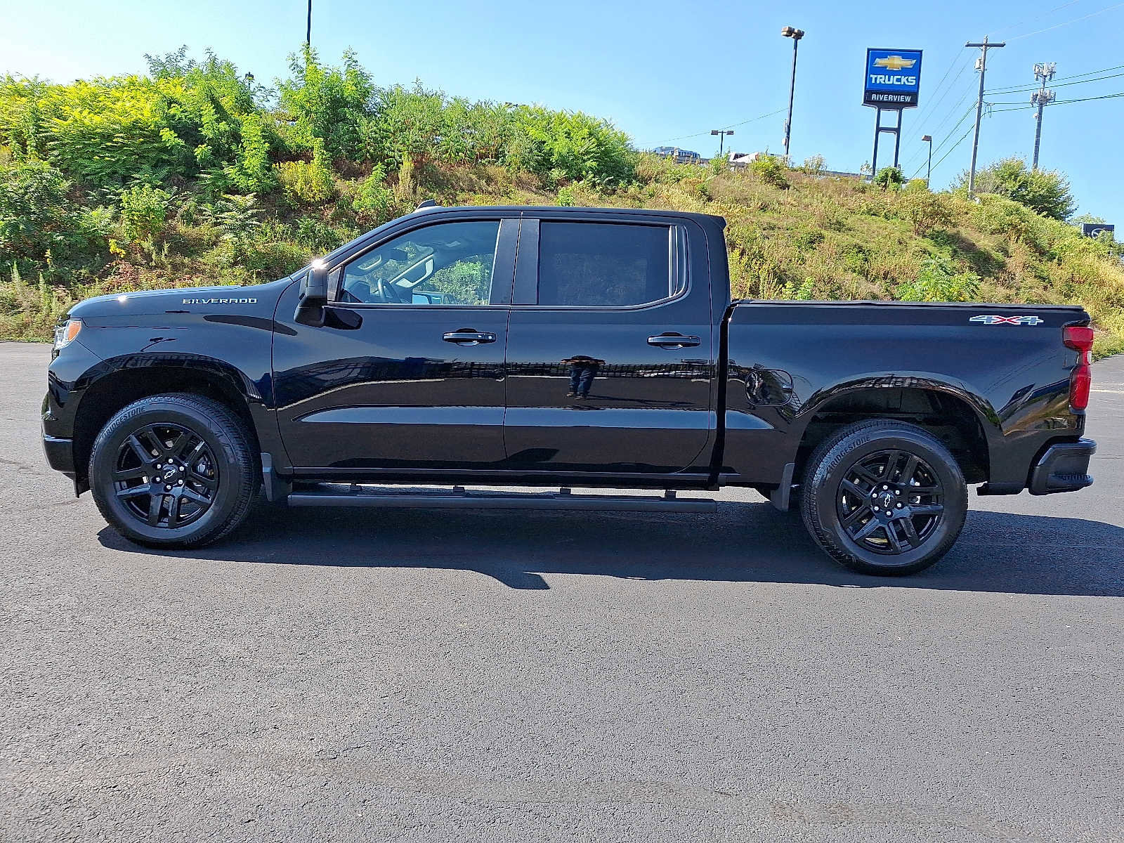 Used 2022 Chevrolet Silverado 1500 RST image 4