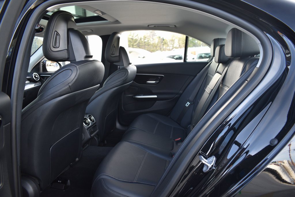 Used 2022 Mercedes-Benz C 300 Sedan image 16
