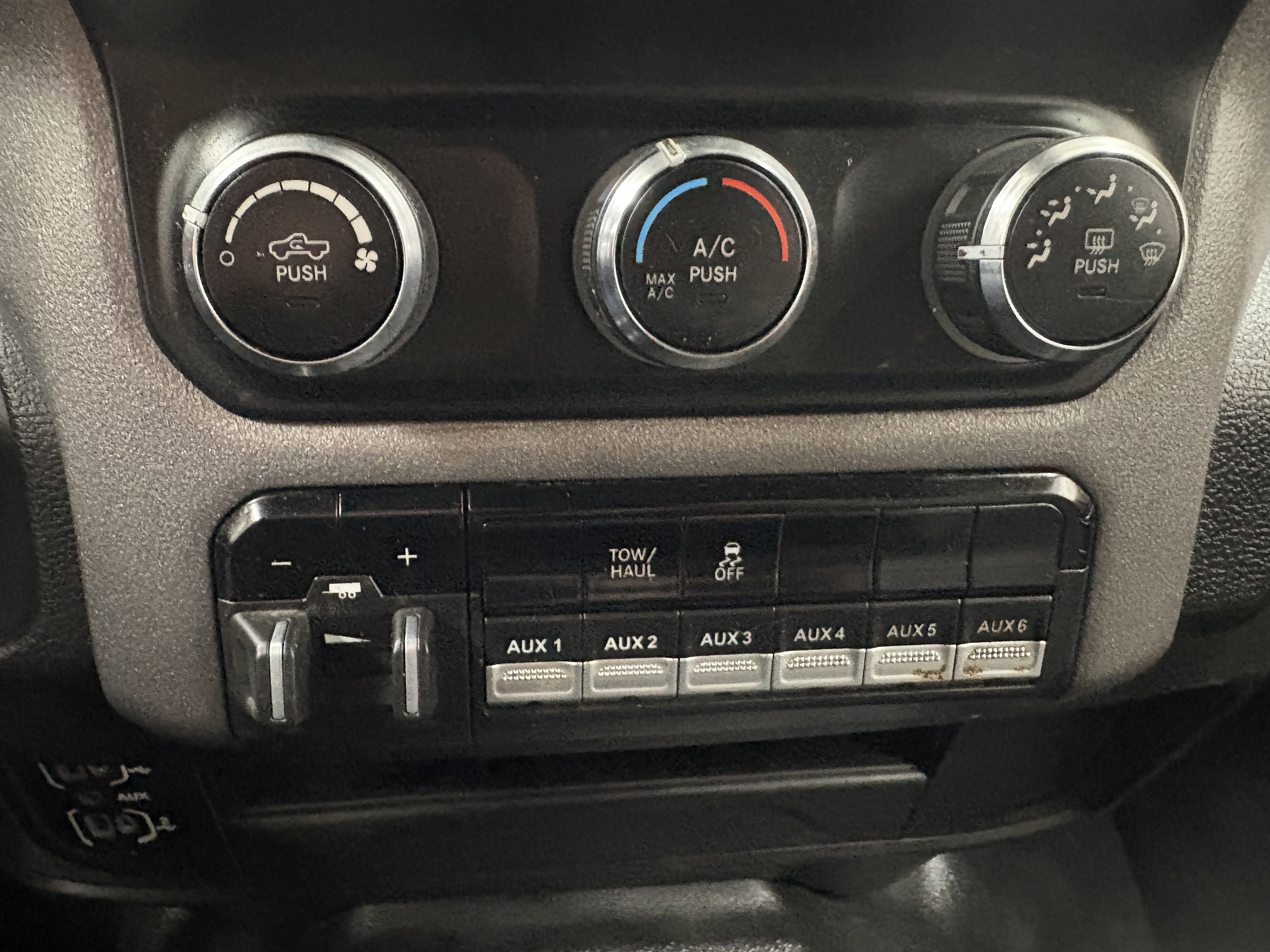 Used 2021 RAM 3500 Tradesman image 14