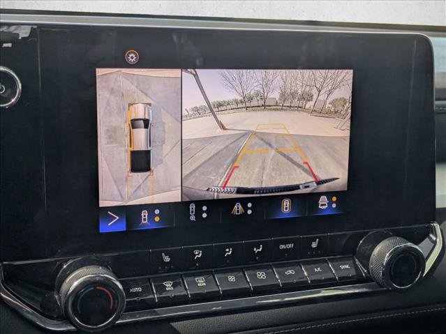 Used 2023 Chevrolet Colorado LT w/ LT Convenience Package II image 14