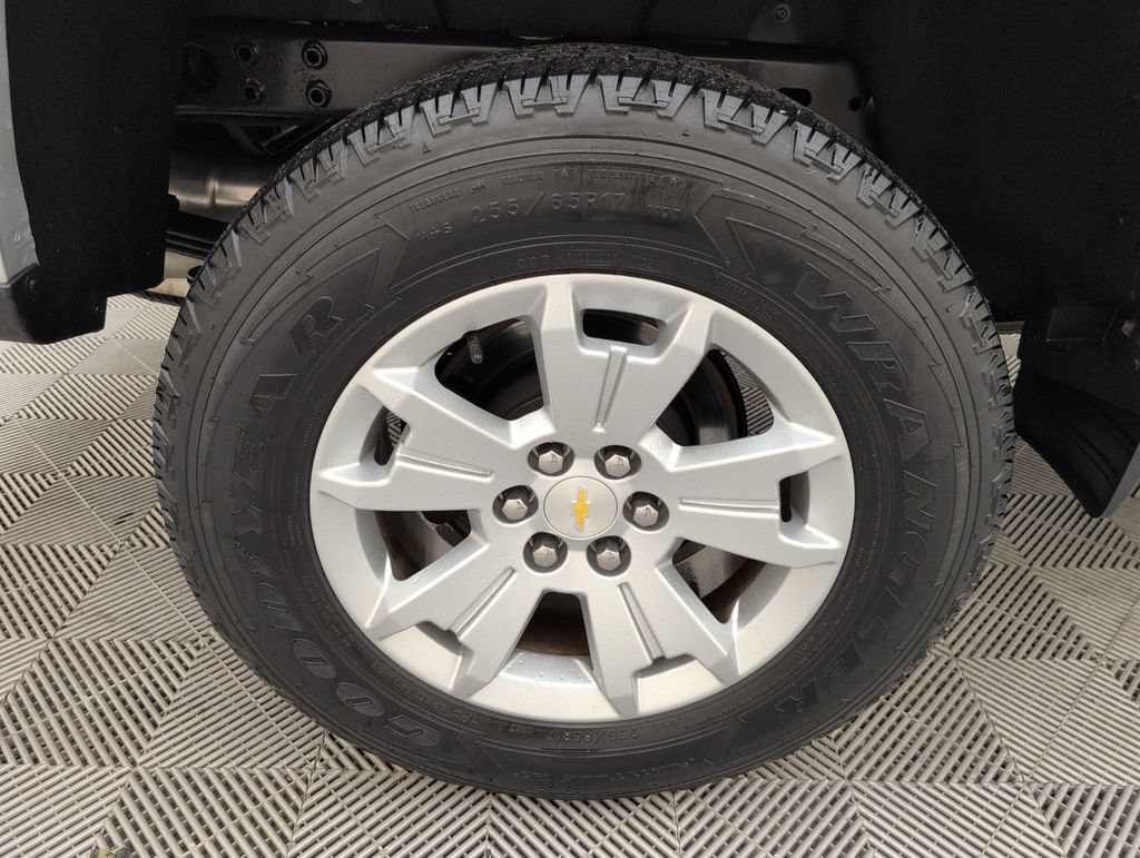 Used 2020 Chevrolet Colorado LT w/ Luxury Package RWD image 19