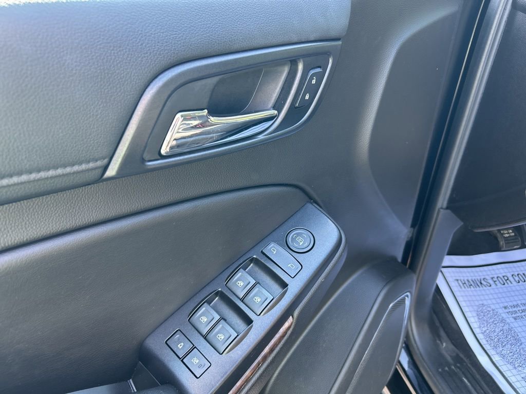 Used 2019 Chevrolet Suburban LS w/ All-Season Package AWD/4WD image 12