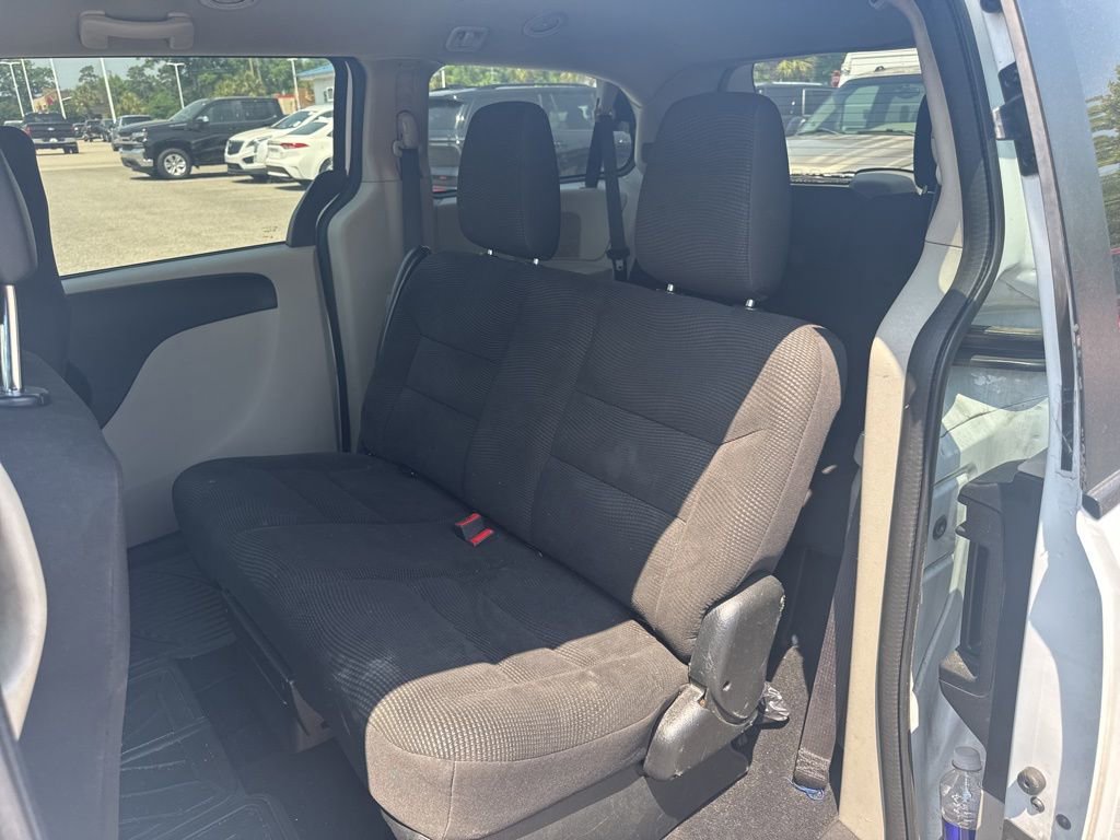 Used 2020 Dodge Grand Caravan SE w/ UConnect Hands-Free Group FWD image 11