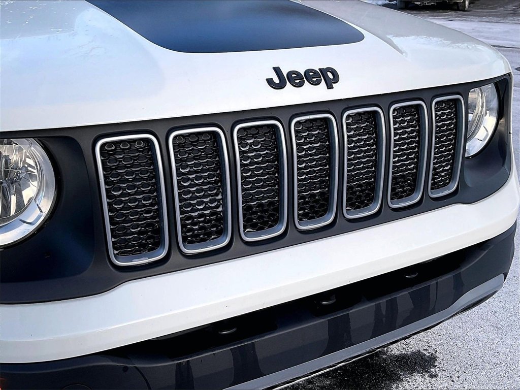 Used 2023 Jeep Renegade Latitude image 28