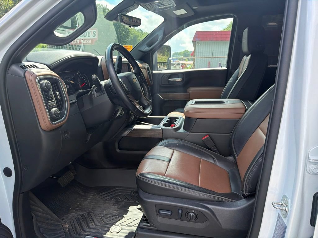 Used 2022 Chevrolet Silverado 3500 High Country w/ Z71 Off-Road Package AWD/4WD image 5