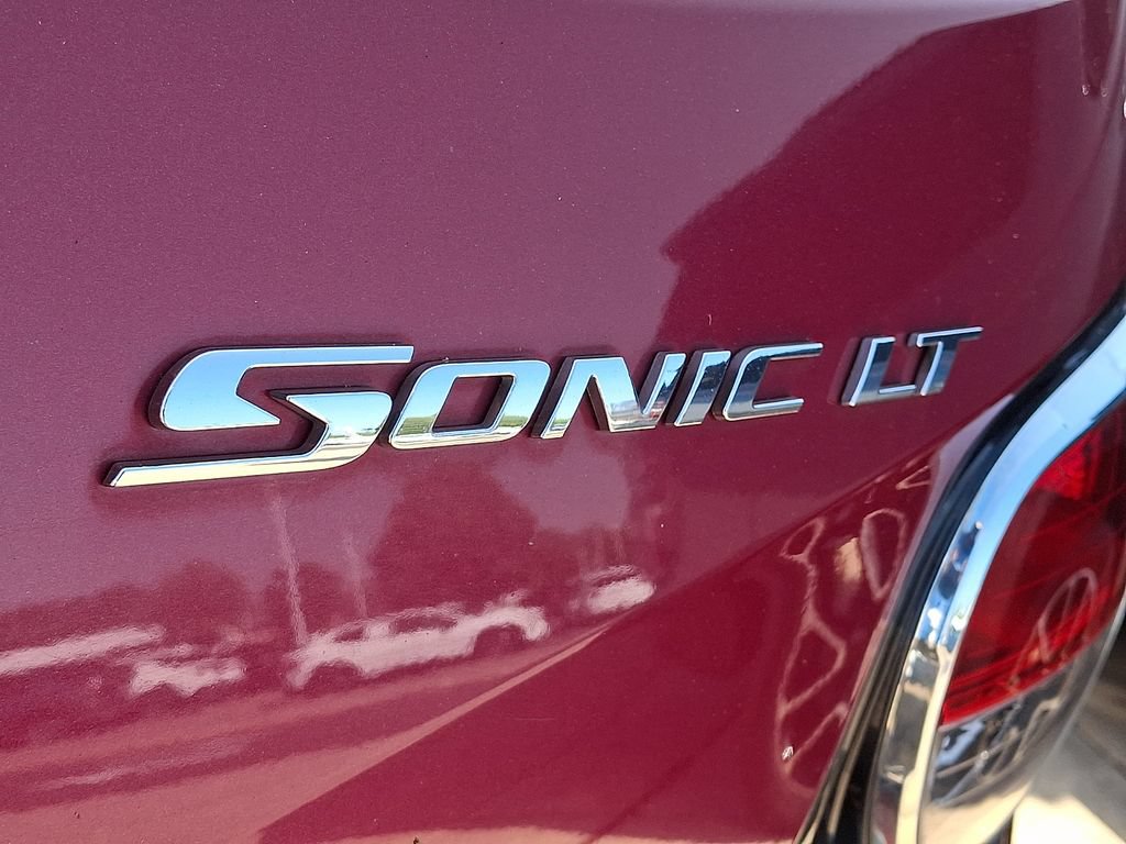 Used 2014 Chevrolet Sonic LT w/ LT Promotional Package FWD image 29
