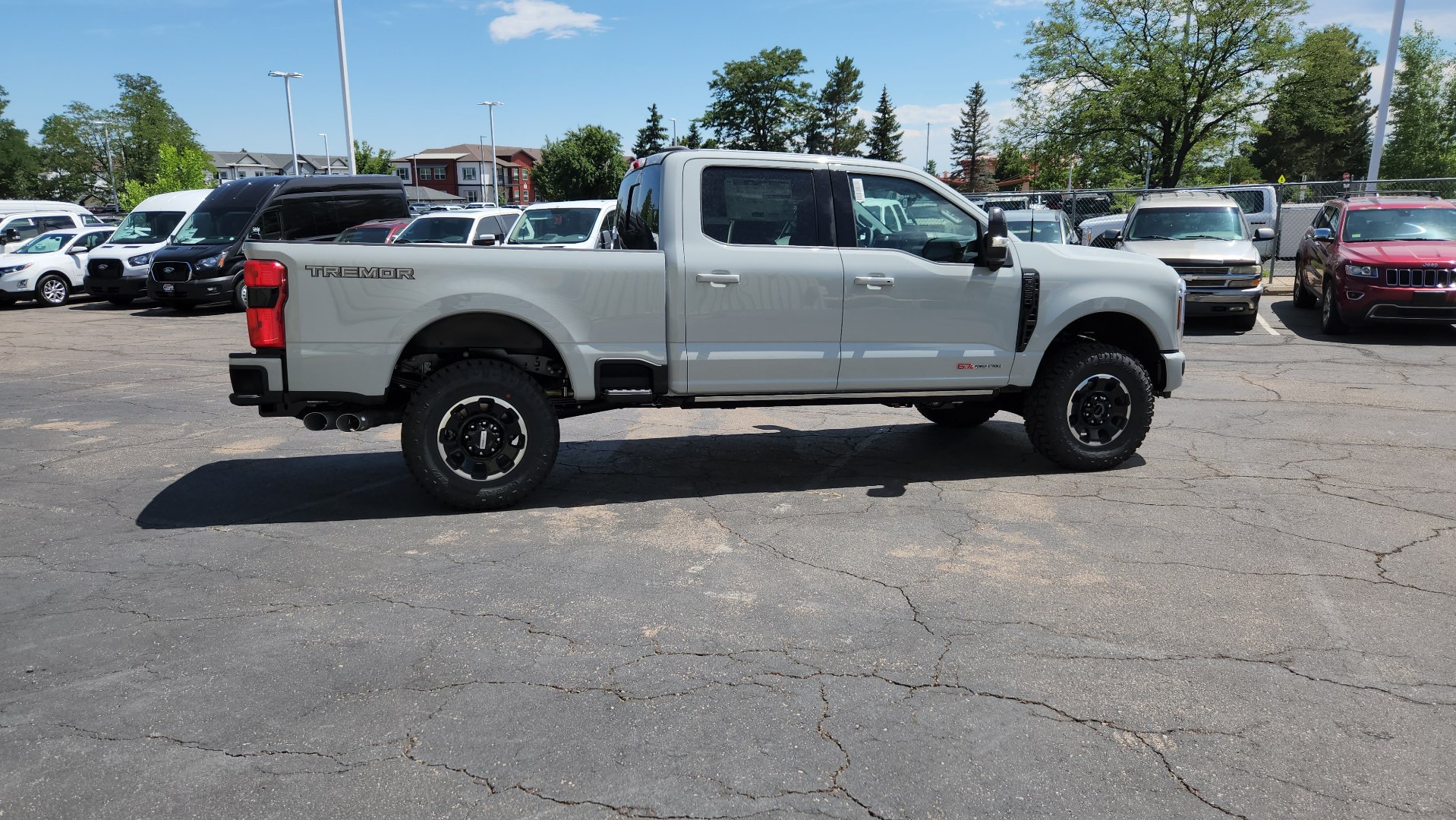 New 2026 Ford F350 Lariat w/ Tremor Off-Road Package AWD/4WD image 22