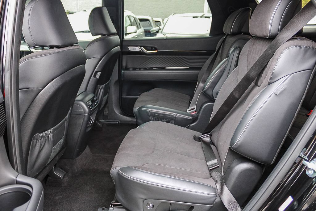 Used 2025 Hyundai Palisade Calligraphy AWD/4WD image 18