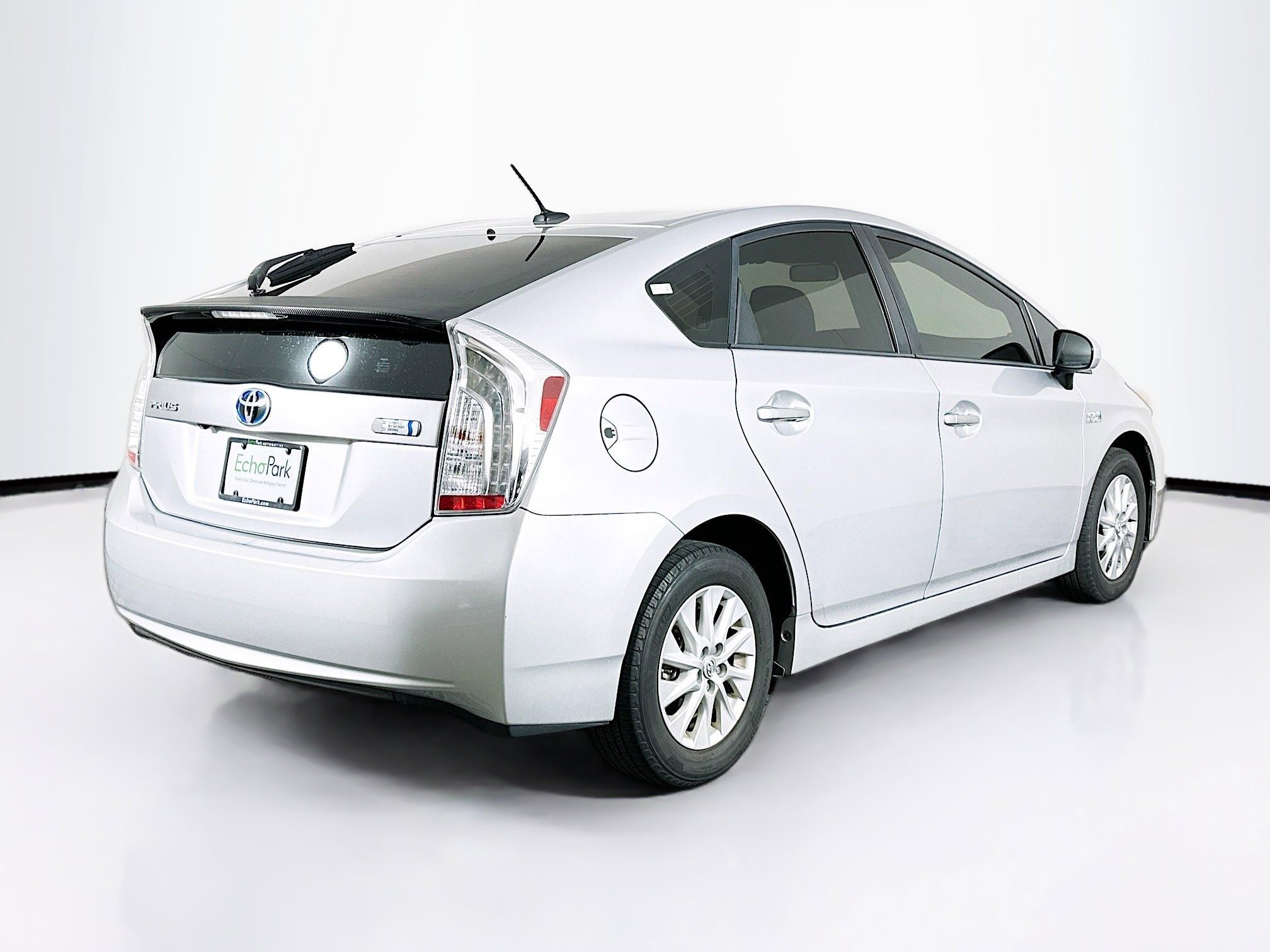 Used 2014 Toyota Prius Prime Plug-In Hybrid image 9