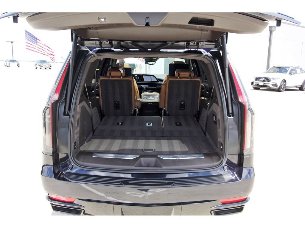 Used 2021 Cadillac Escalade Sport w/ Driver Assist Tech Package RWD image 31