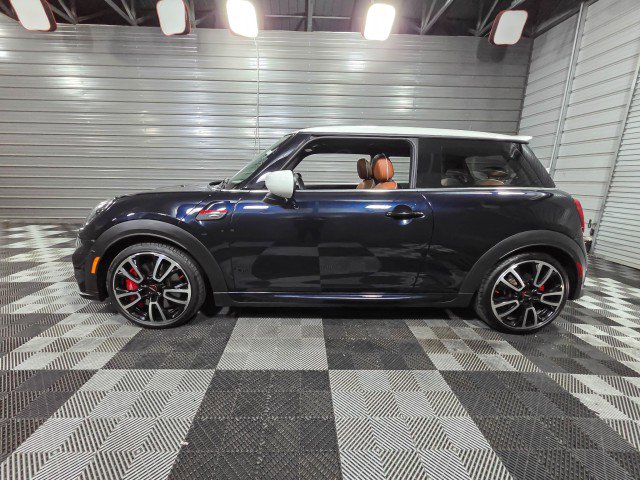 Used 2022 MINI Cooper John Cooper Works w/ Driver Assistance Package FWD image 8