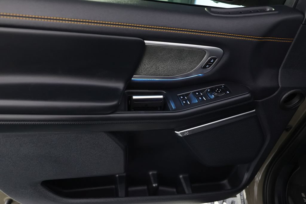 Used 2026 Ford Expedition Tremor AWD/4WD image 21