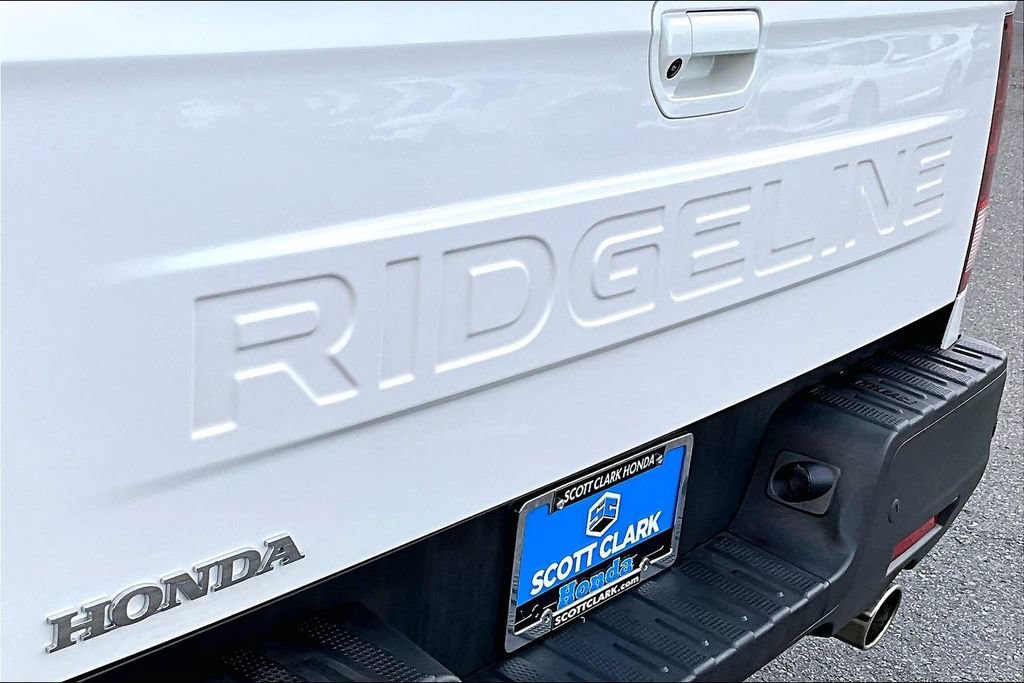 Used 2025 Honda Ridgeline Black Edition image 25