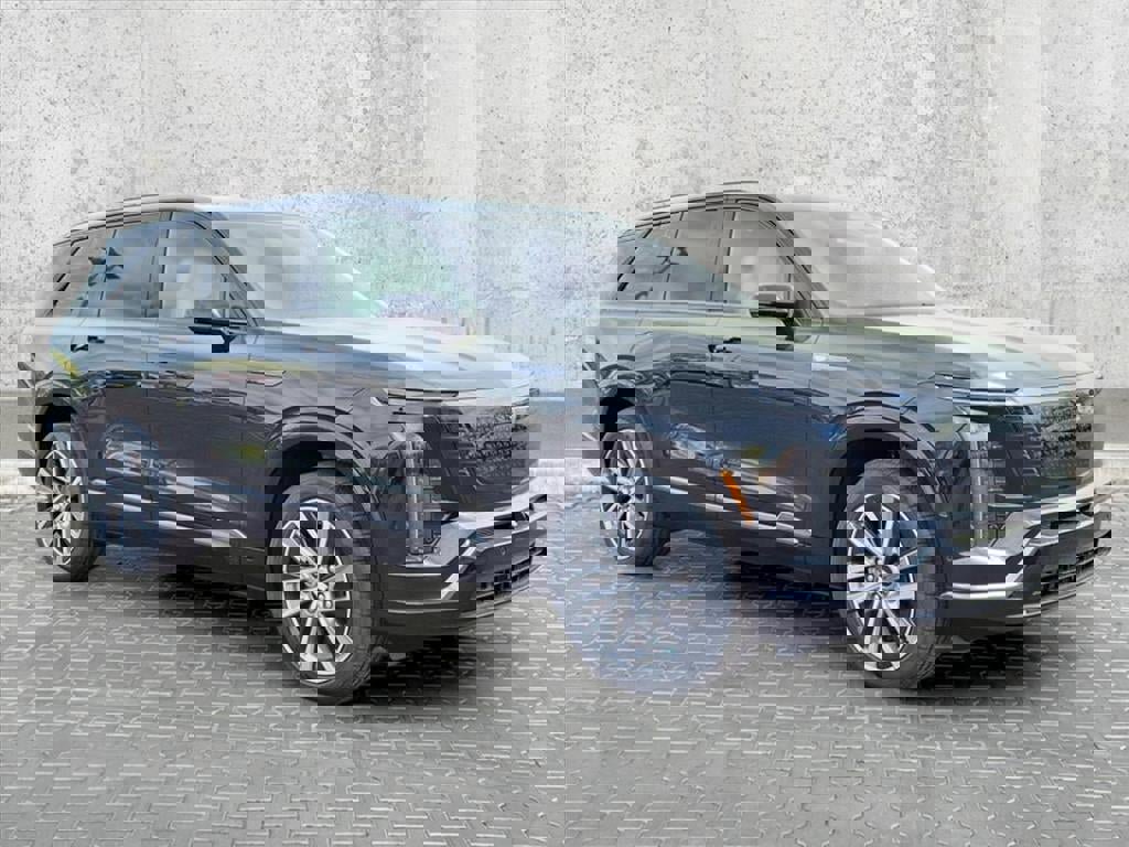 New 2026 Cadillac Vistiq Sport w/ LPO, Floor Liner Package image 2