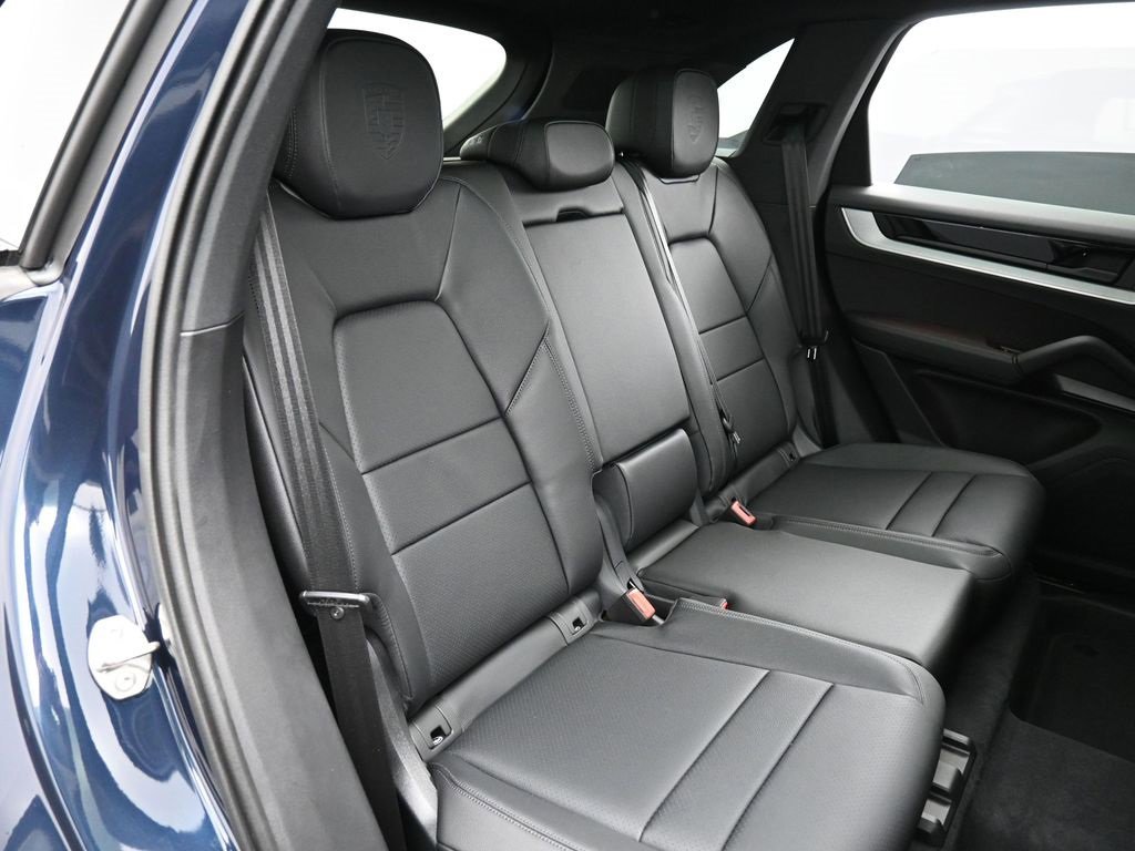 New 2026 Porsche Cayenne S image 27
