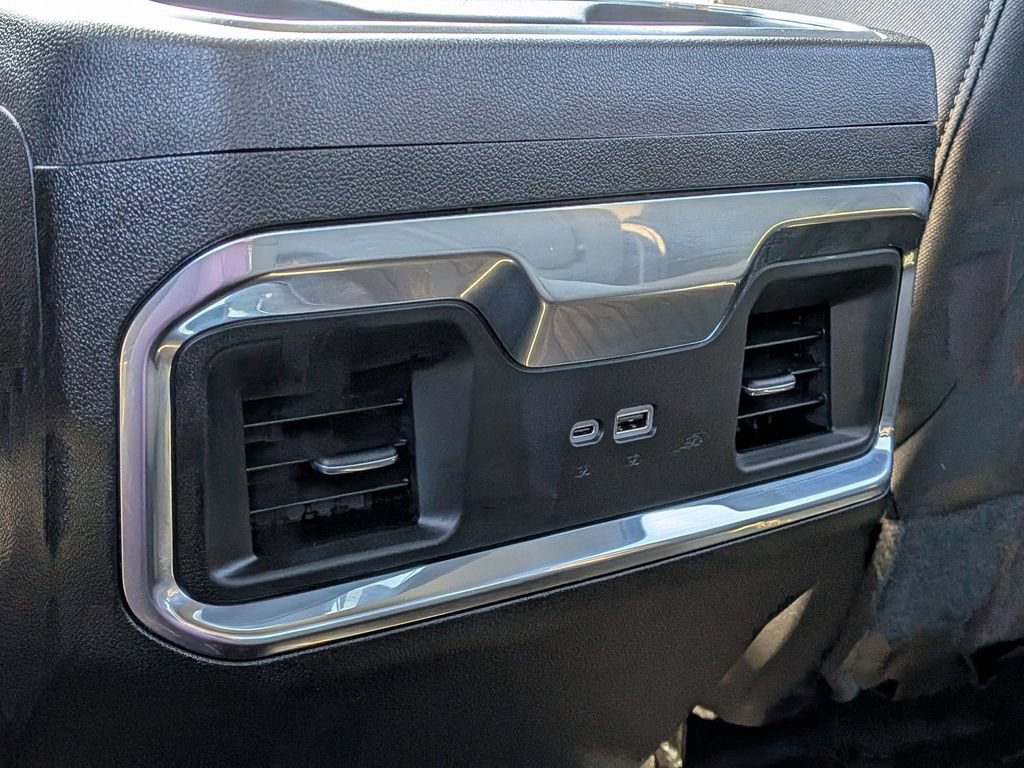New 2026 GMC Sierra 1500 Elevation w/ Preferred Package AWD/4WD image 19