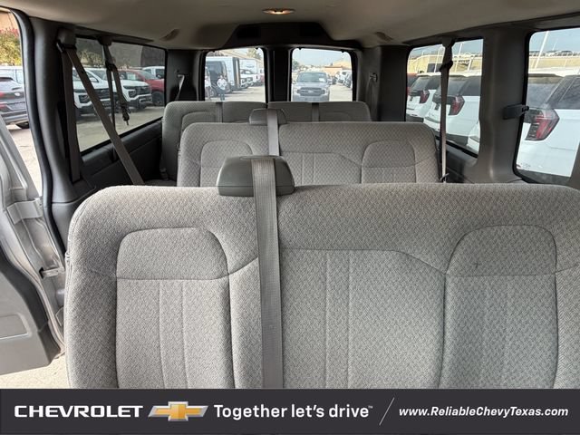 Used 2015 Chevrolet Express 2500 LS RWD image 32