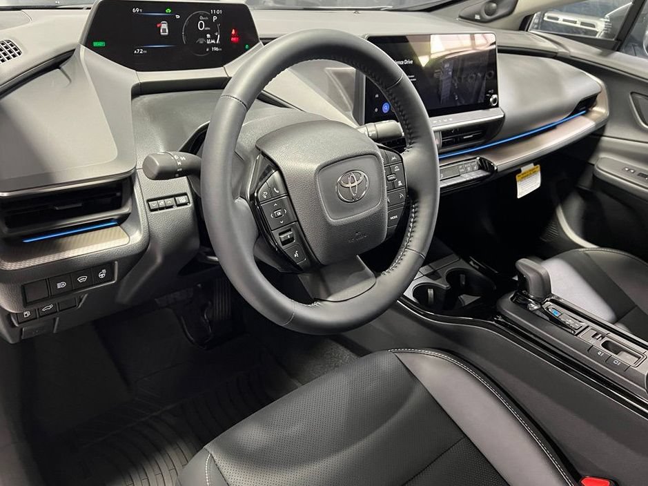 New 2027 Toyota Prius Limited AWD/4WD image 10