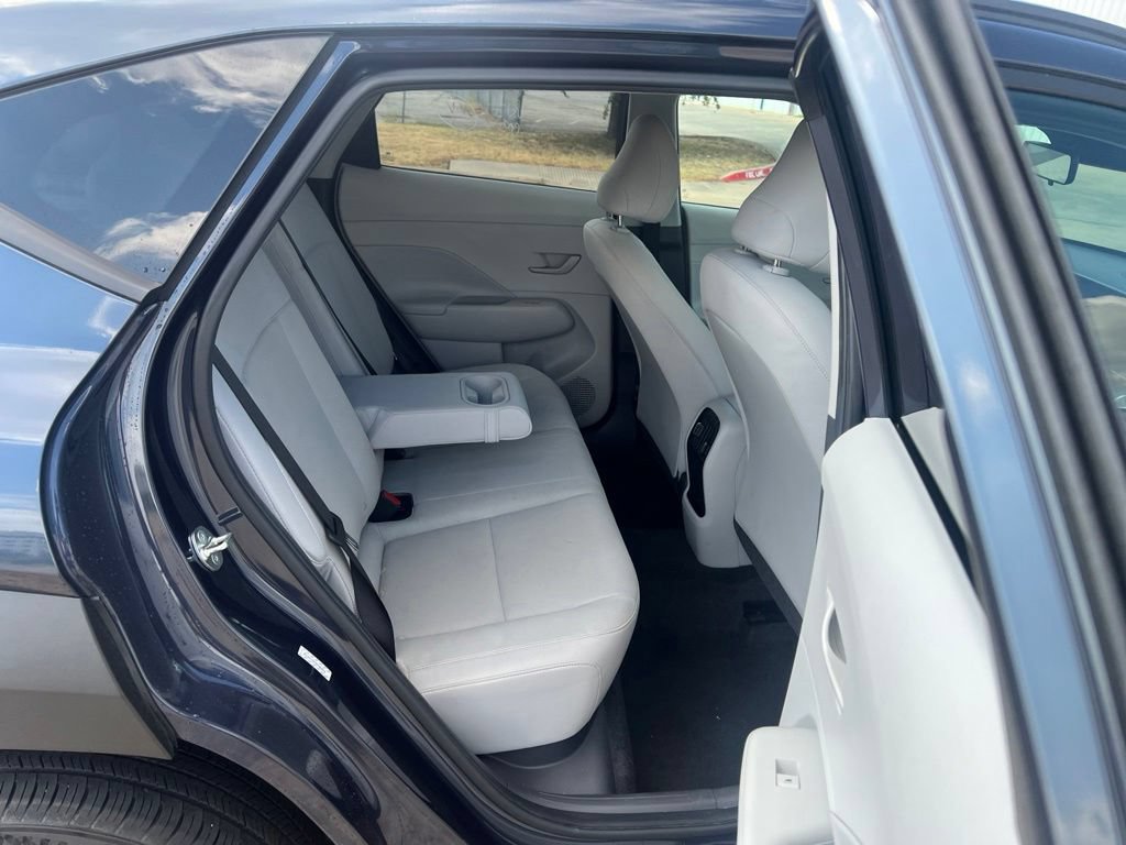 Used 2024 Hyundai Kona SEL AWD/4WD image 17