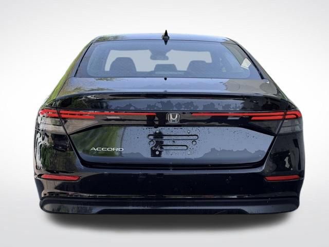 Used 2025 Honda Accord SE image 7