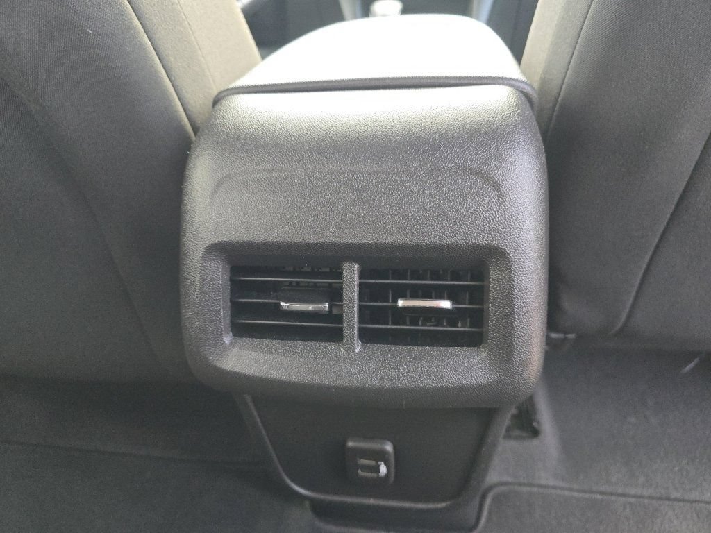 Used 2022 Chevrolet Equinox LT w/ Driver Convenience Package AWD/4WD image 23