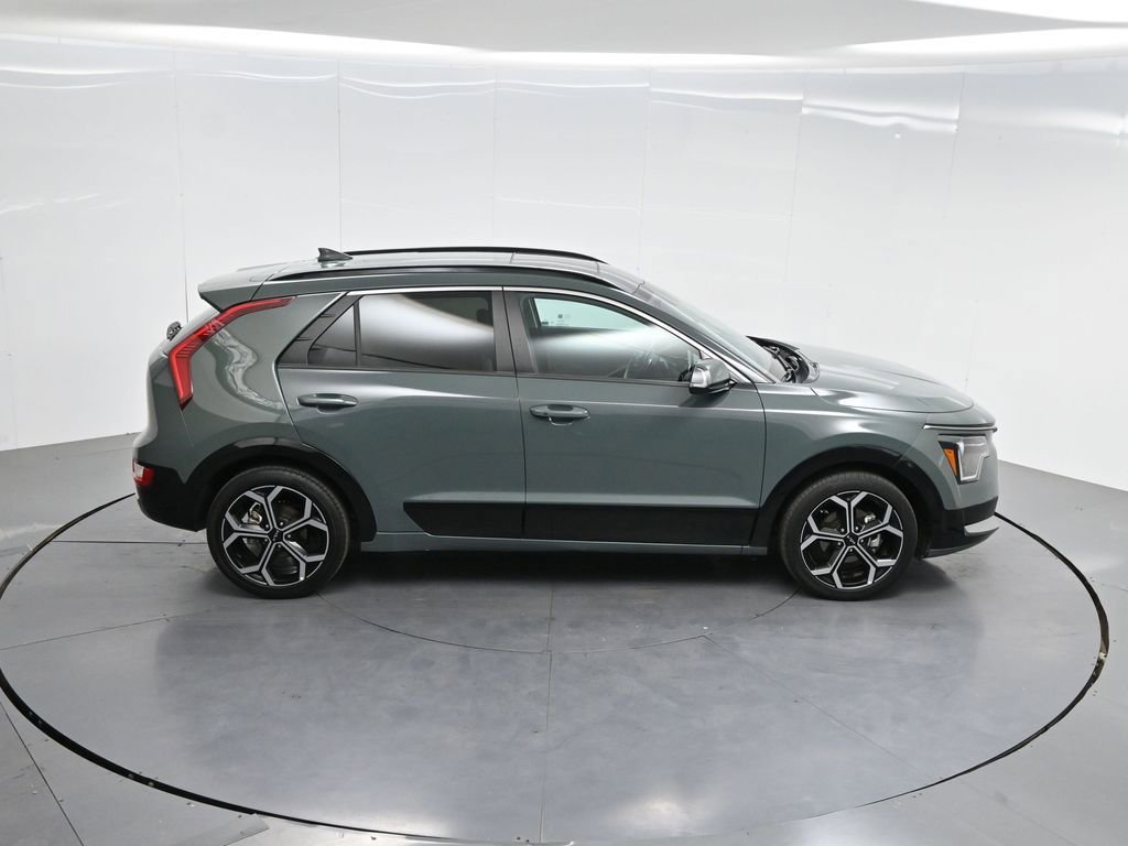 Used 2023 Kia Niro EX Touring image 57
