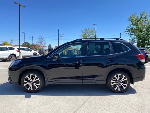 Used 2022 Subaru Forester Limited AWD/4WD image 2