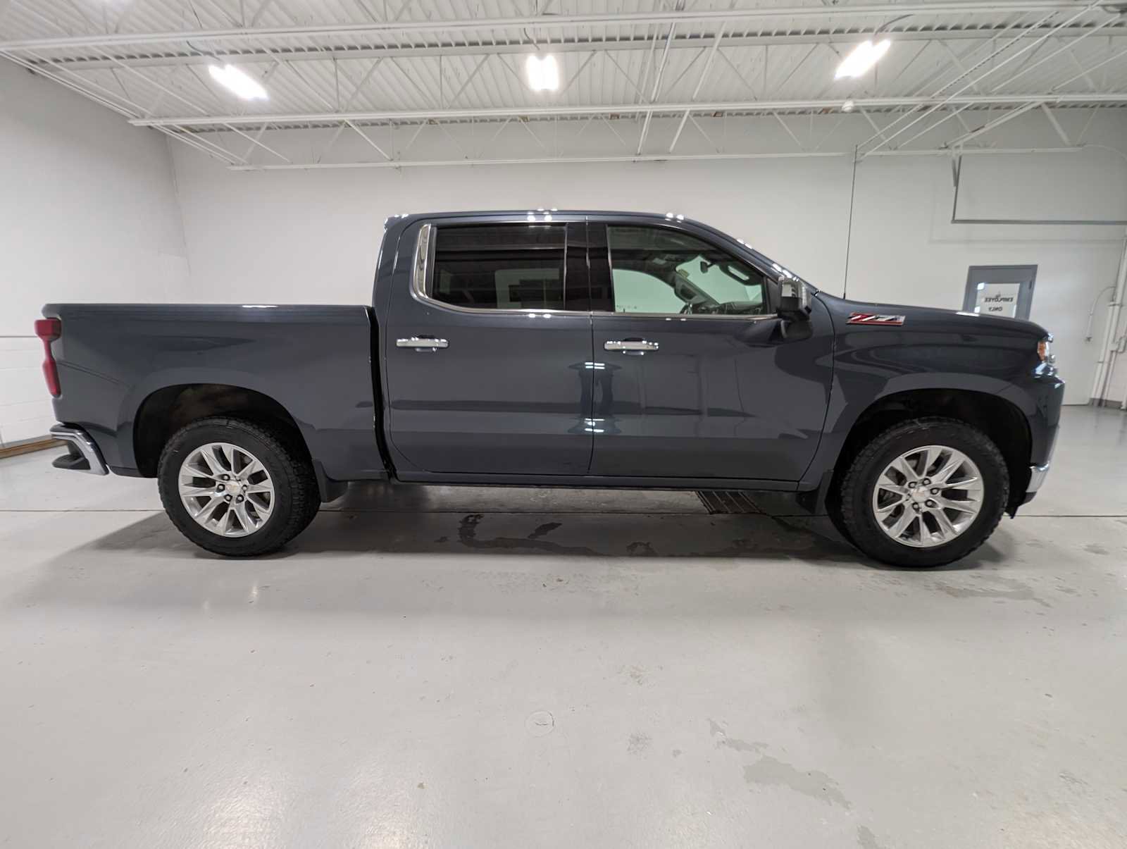 Certified 2021 Chevrolet Silverado 1500 LTZ w/ Z71 Off-Road Package image 7