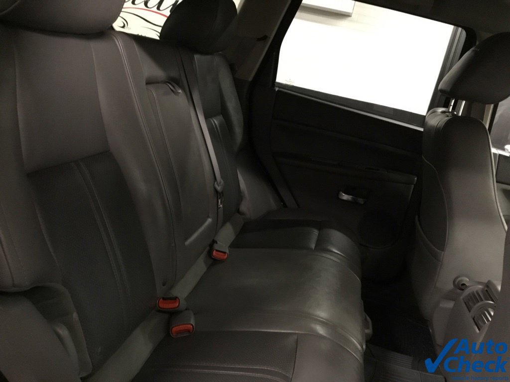Used 2005 Jeep Grand Cherokee Limited AWD/4WD image 33