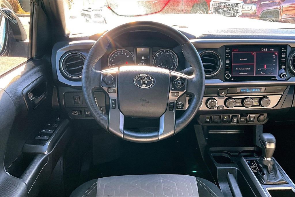 Used 2023 Toyota Tacoma TRD Sport w/ Technology Package image 5