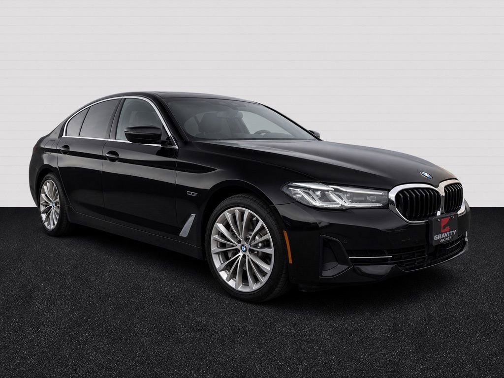 Used 2022 BMW 530e RWD image 3