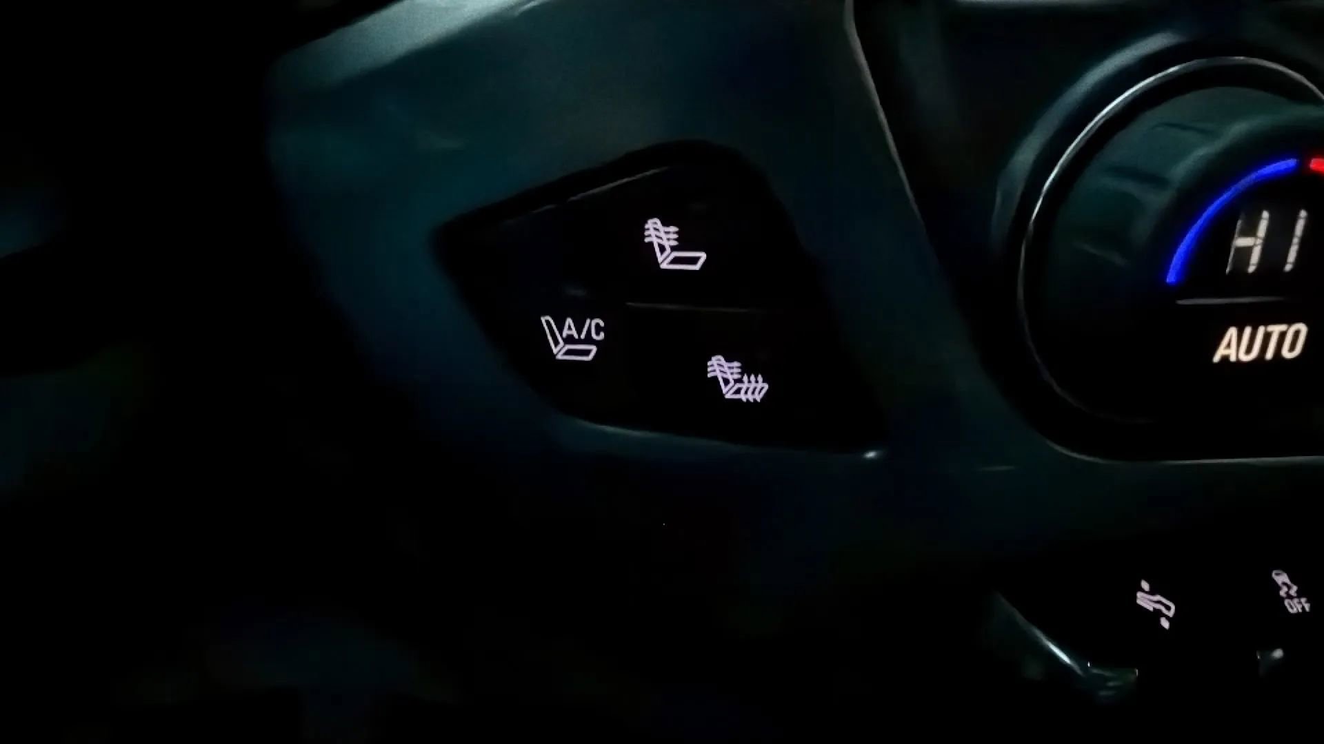 Used 2015 Chevrolet Silverado 2500 LTZ w/ Duramax Plus Package image 26