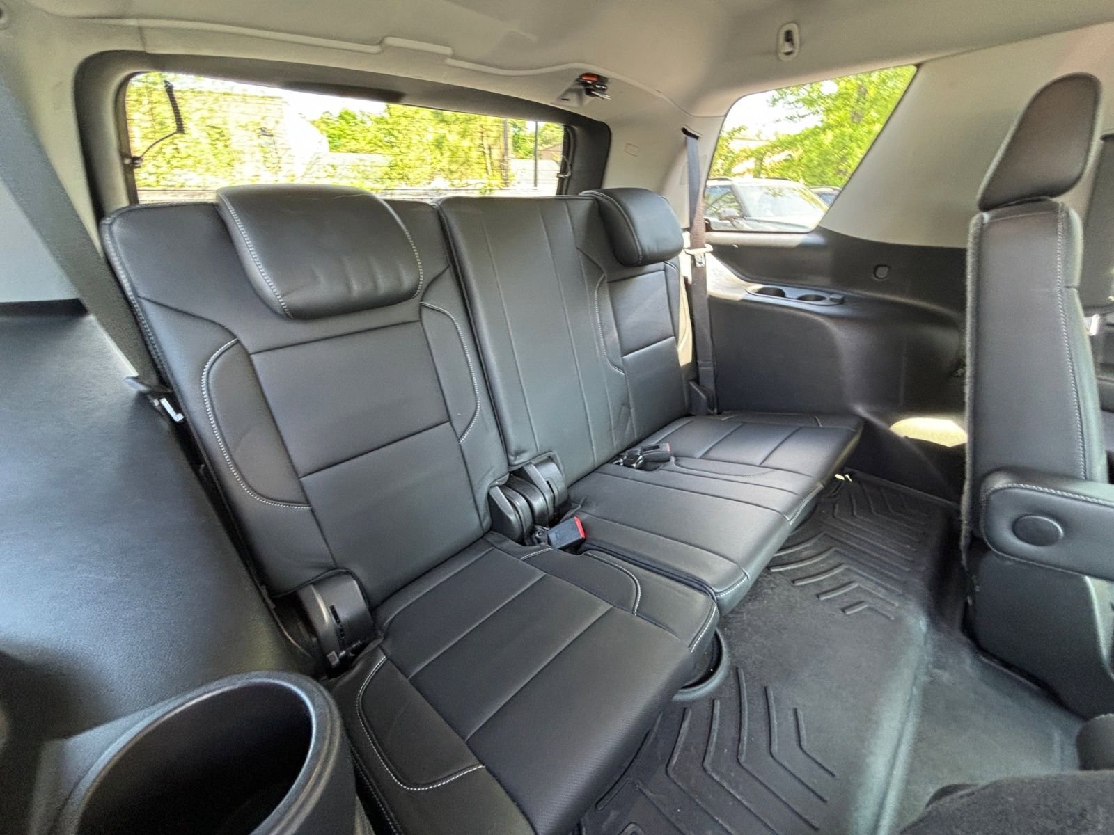 Used 2019 Chevrolet Tahoe Premier AWD/4WD image 18