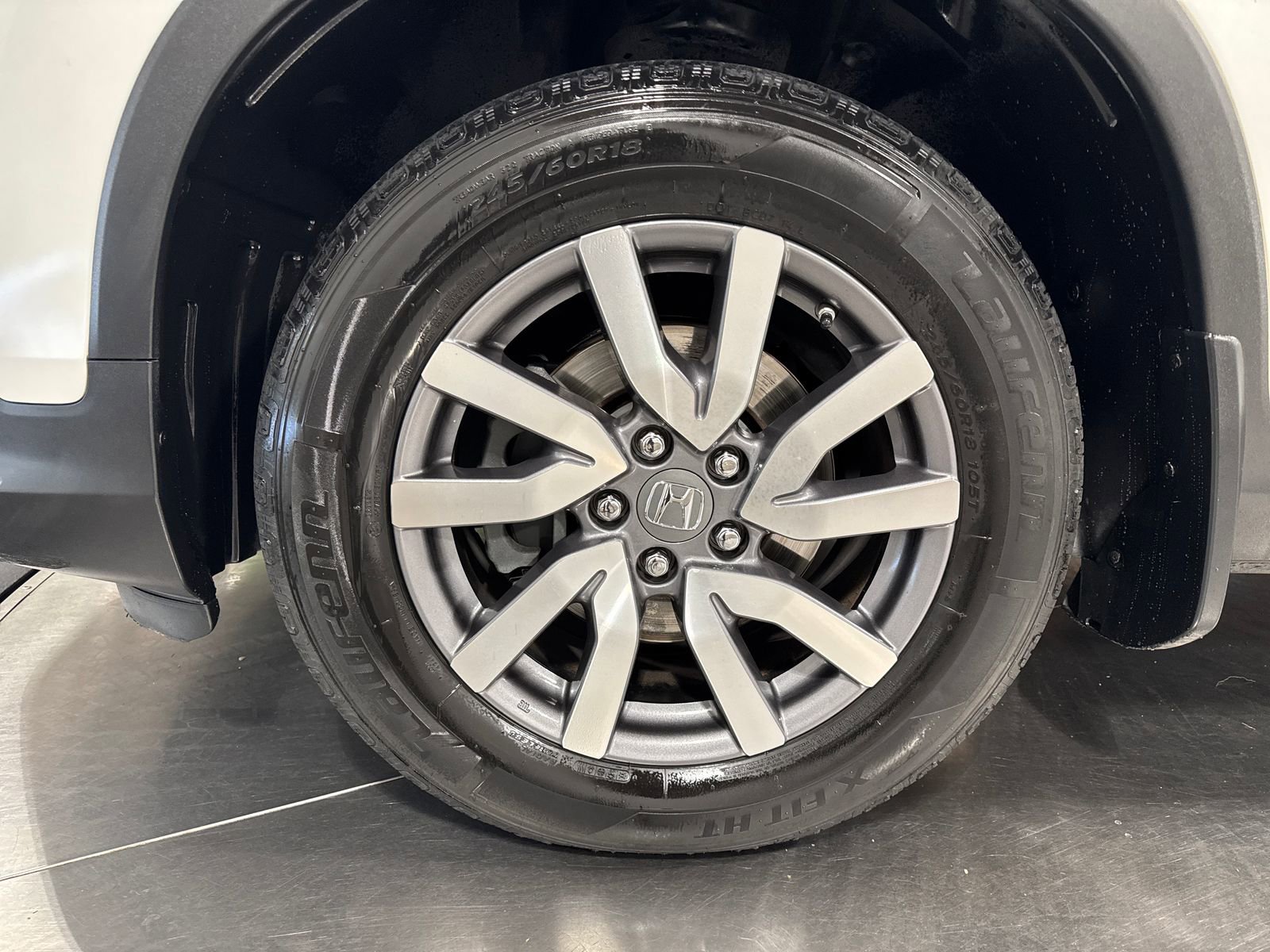 Used 2020 Honda Pilot EX-L image 2