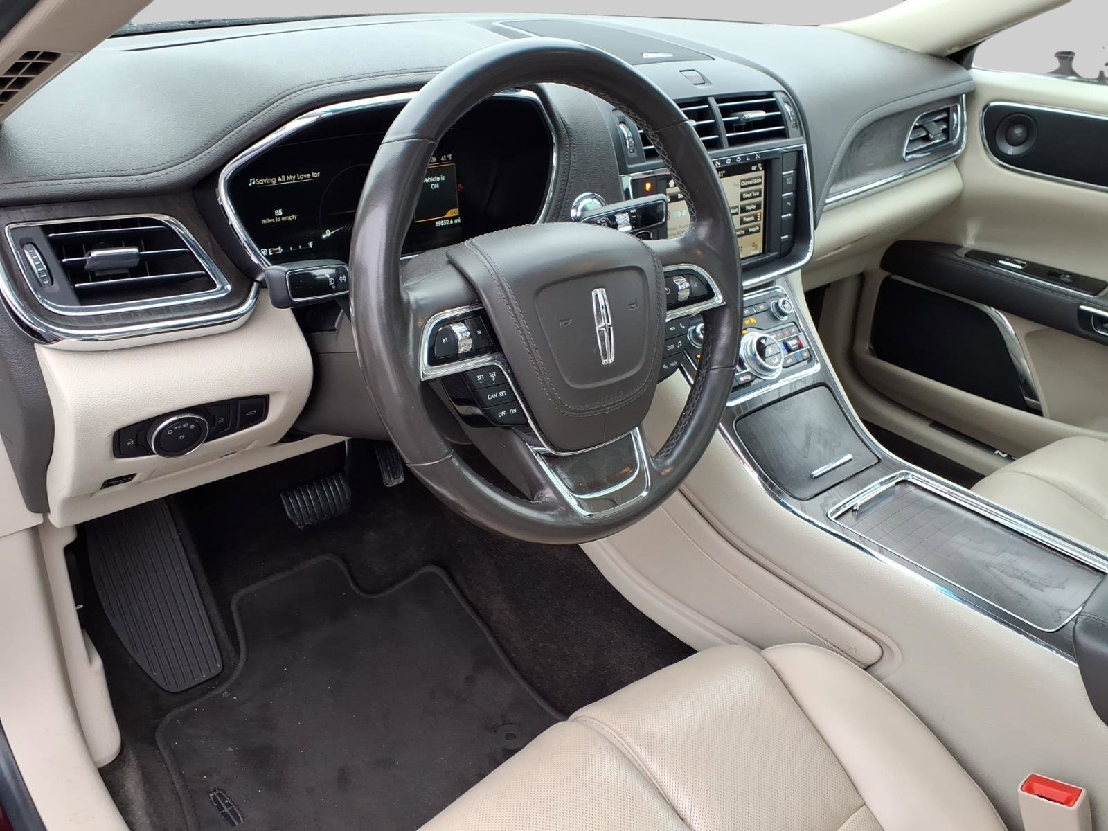 Used 2017 Lincoln Continental Reserve w/ Climate Package image 20