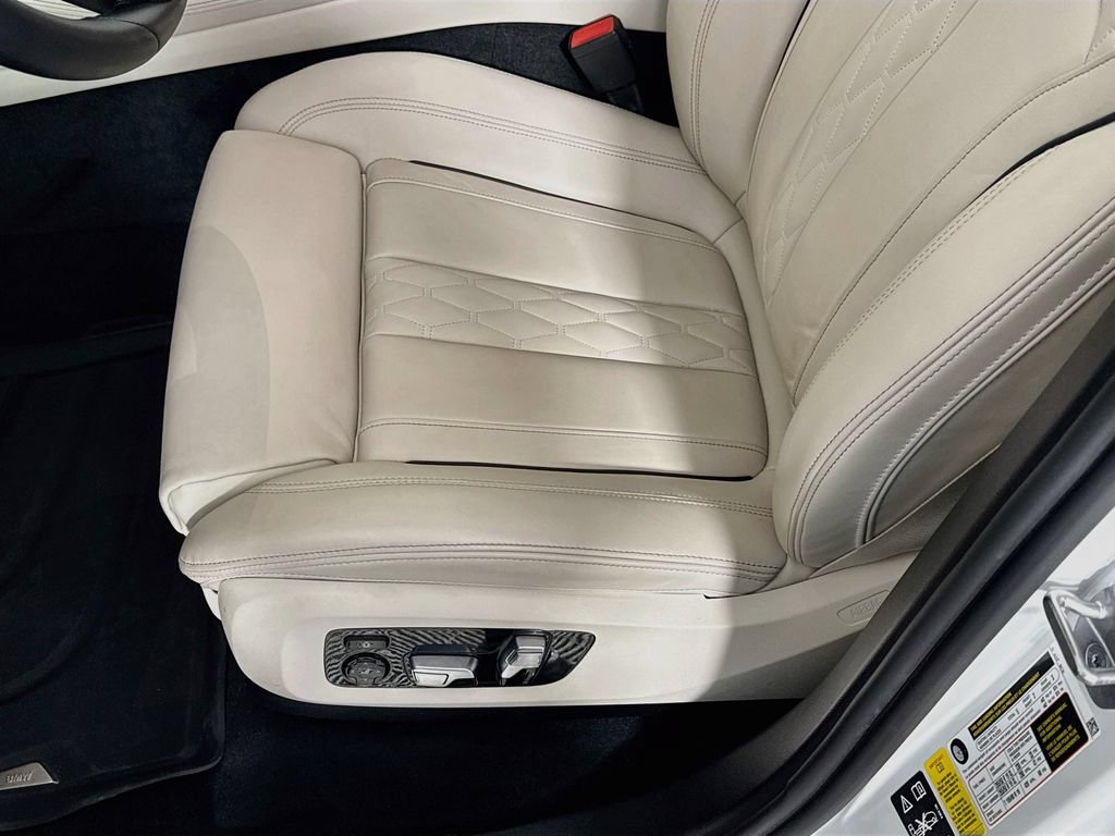Used 2022 BMW X5 xDrive40i w/ Premium Package AWD/4WD image 20