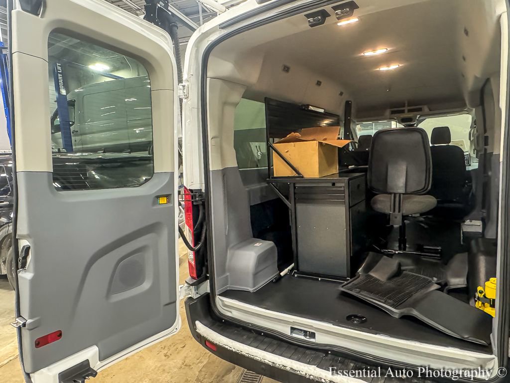 Used 2019 Ford Transit 150 XLT image 18