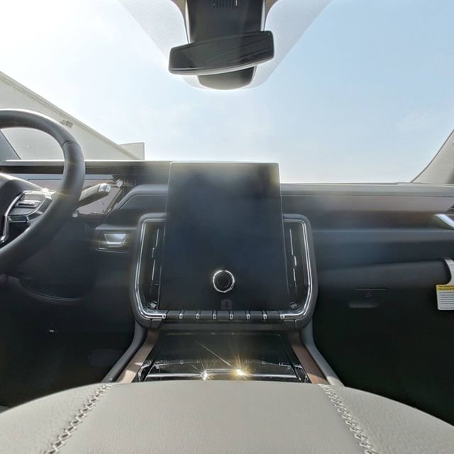 New 2026 GMC Yukon XL Denali w/ Sun & Power Step Package image 27