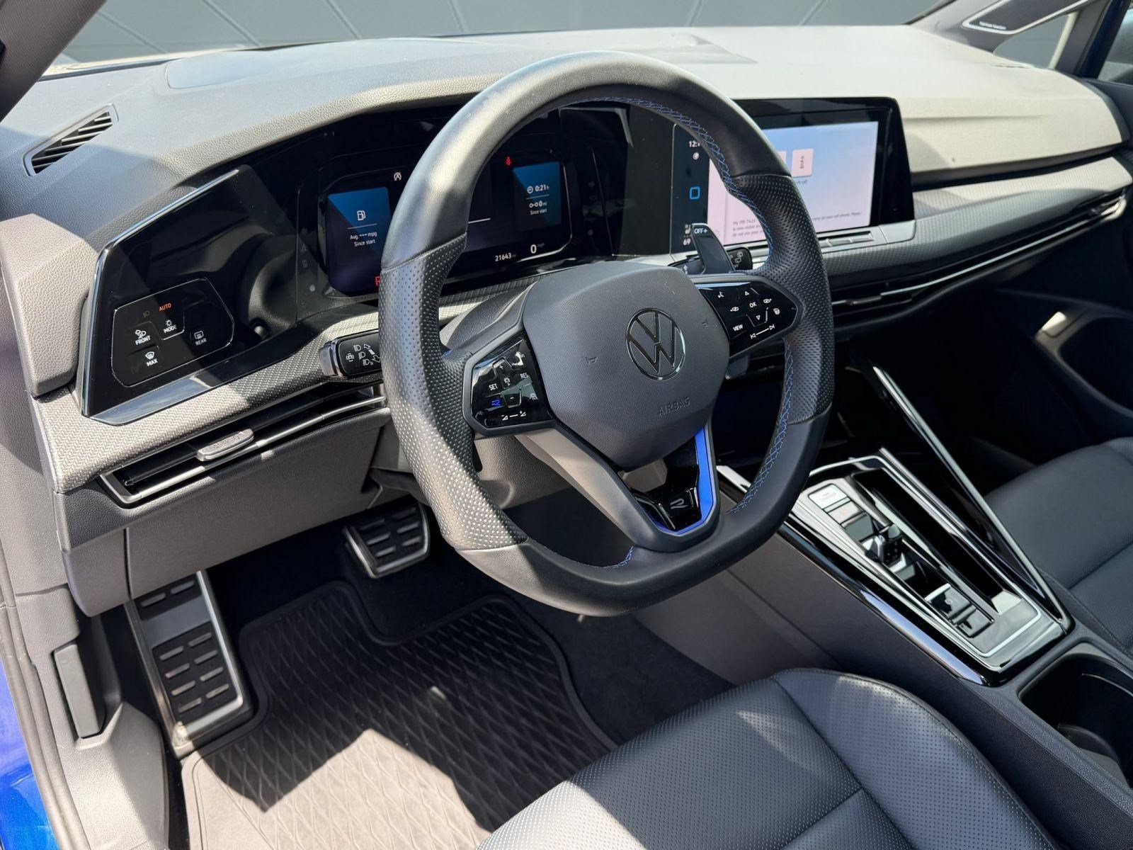 Certified 2024 Volkswagen Golf R AWD/4WD image 4