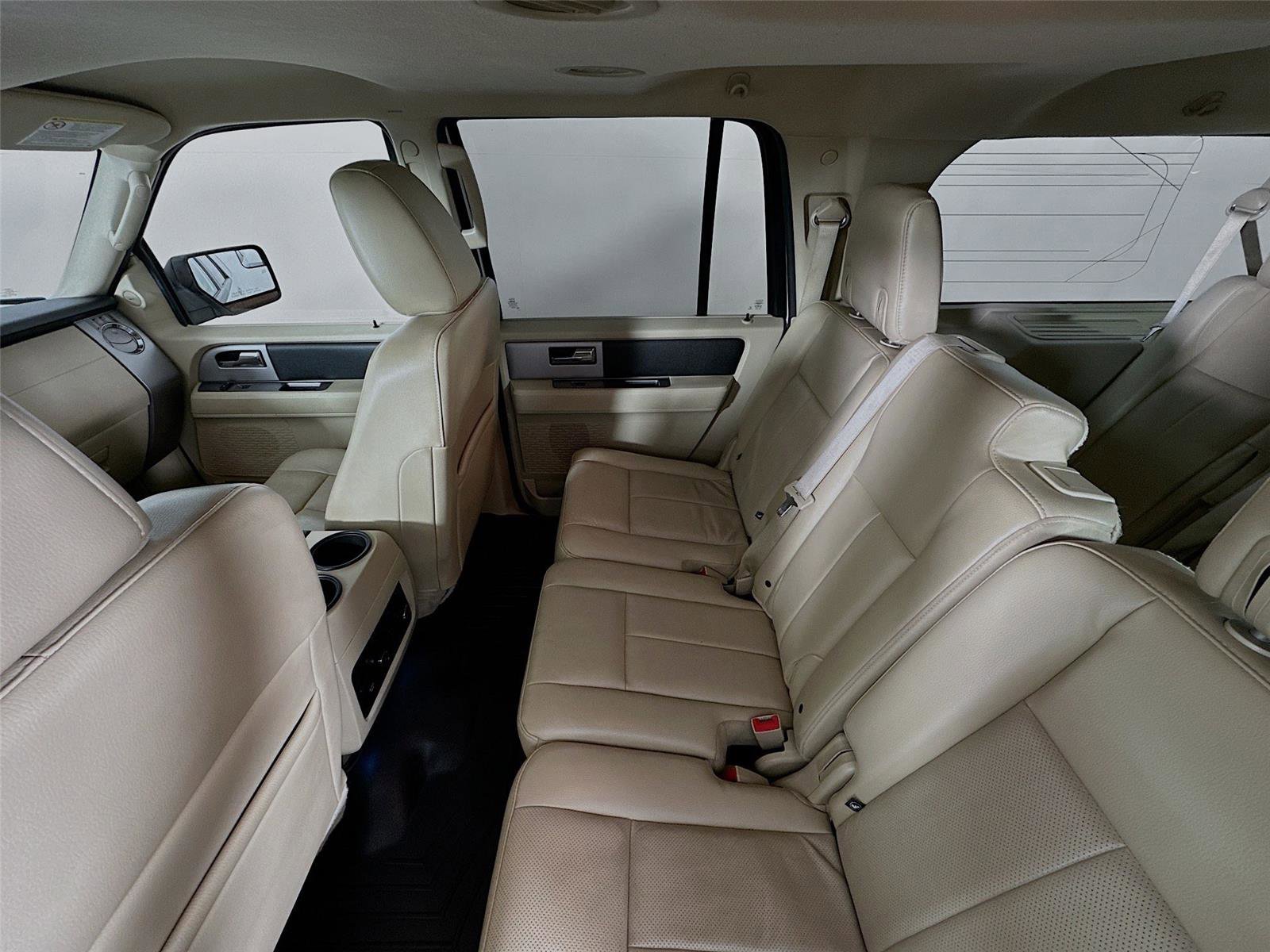 Used 2017 Ford Expedition EL XLT w/ Equipment Group 202A AWD/4WD image 11