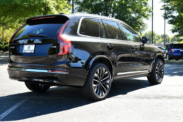 New 2026 Volvo XC90 T8 Plus w/ Protection Package AWD/4WD image 7