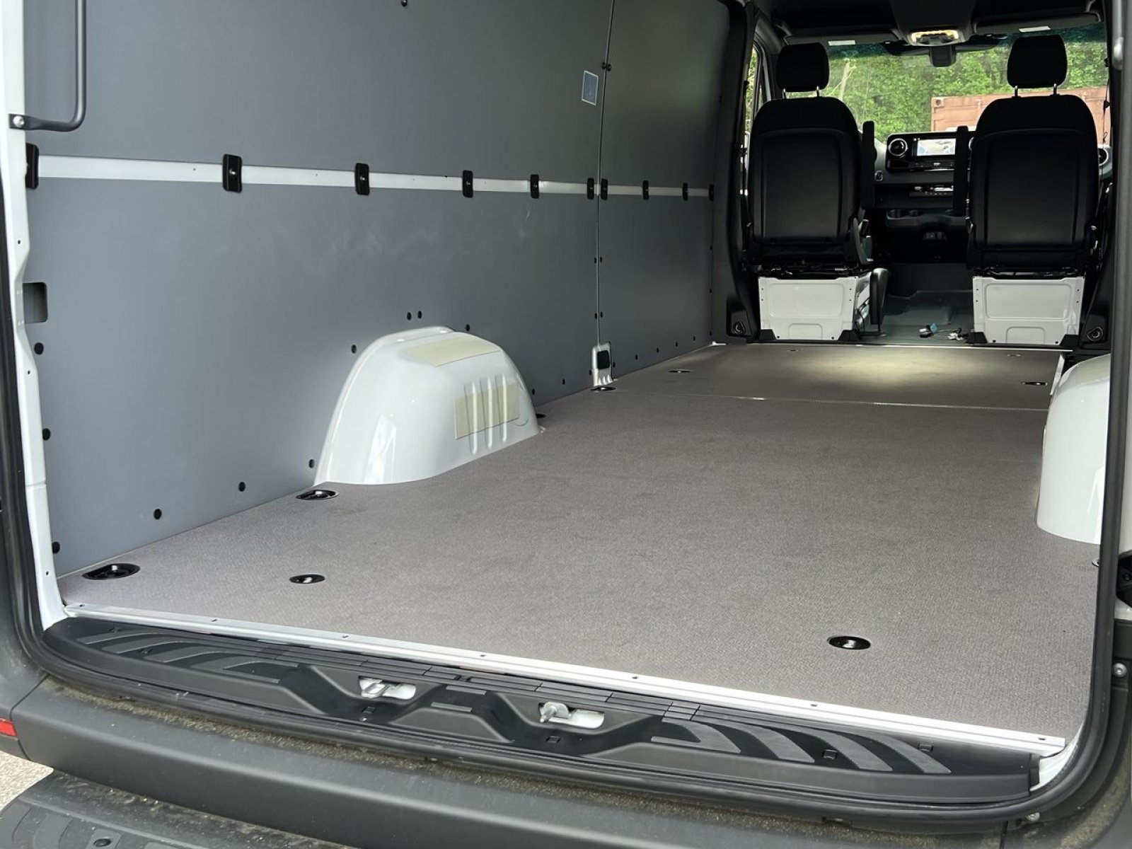 New 2025 Mercedes-Benz Sprinter 2500 image 25