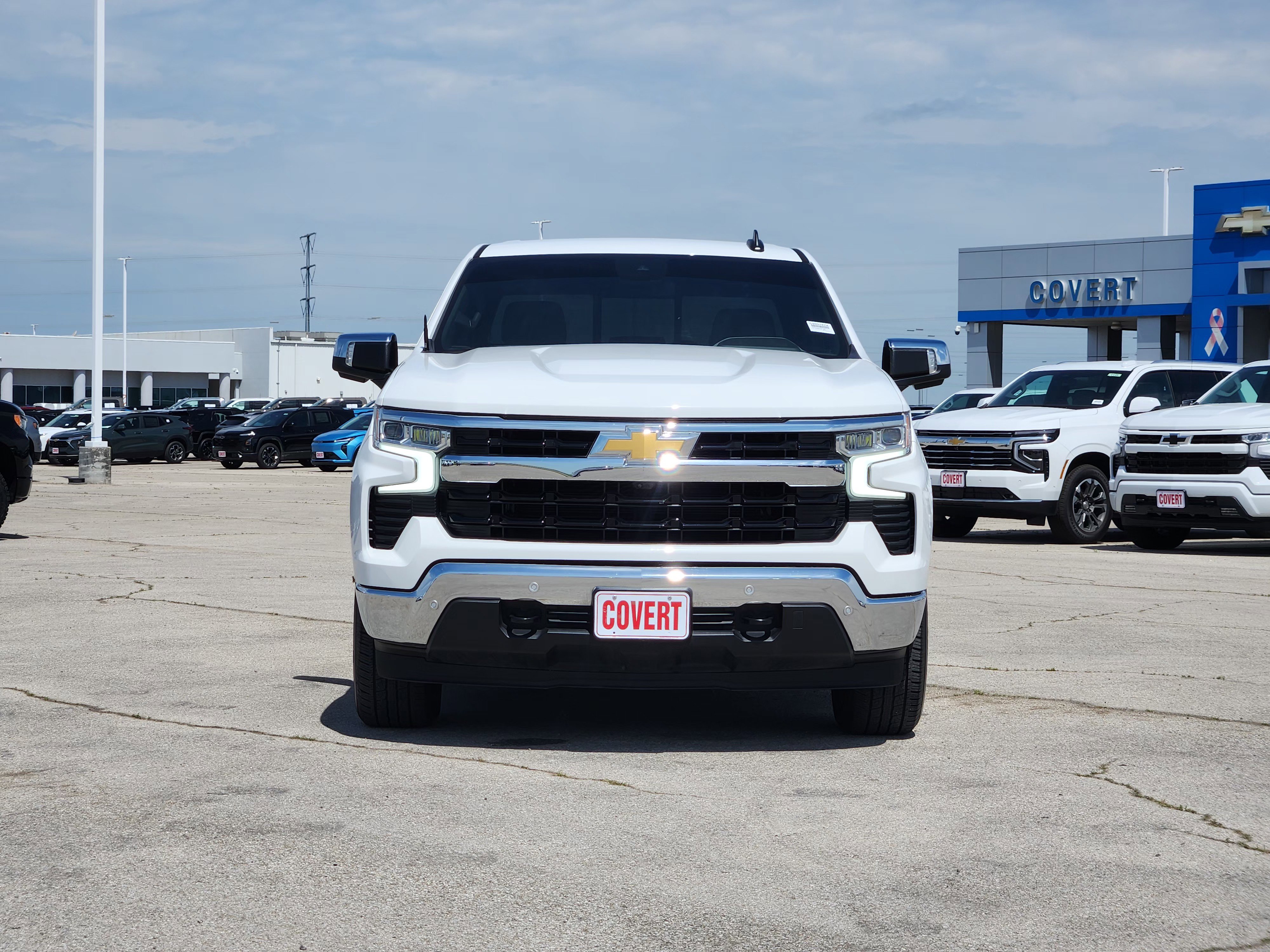 Used 2024 Chevrolet Silverado 1500 LT w/ Texas Edition Plus RWD image 2