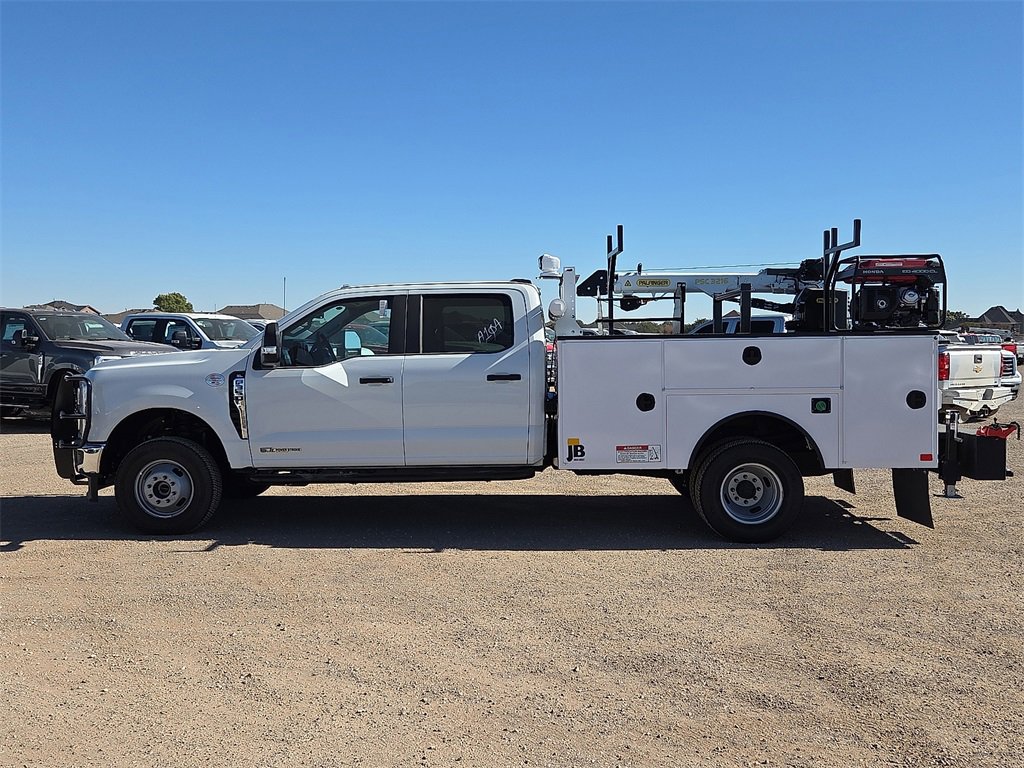 New 2025 Ford F350 XL w/ XL Chrome Package image 2