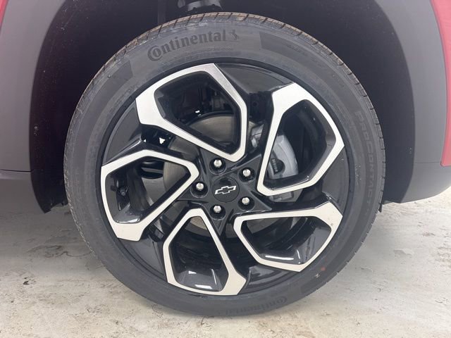 New 2026 Chevrolet Trax RS w/ Driver Confidence Package image 30